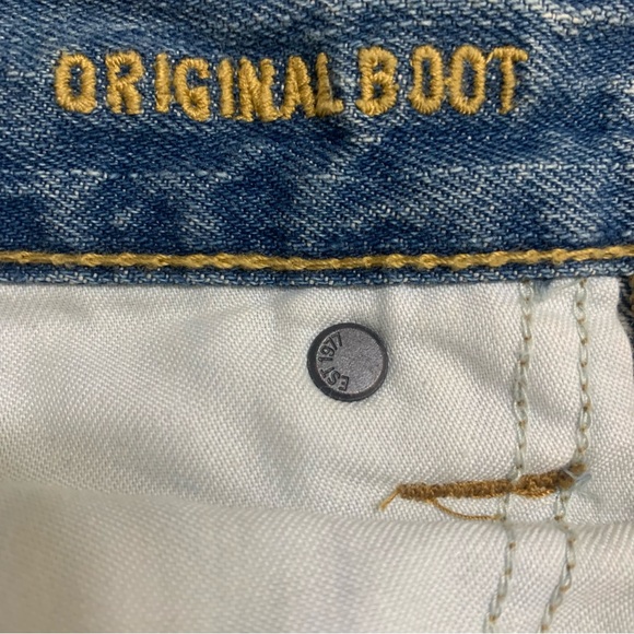 American Eagle AEO Men's Medium Wash Jeans Original Boot Cut Size 30/30 - Picture 13 of 16